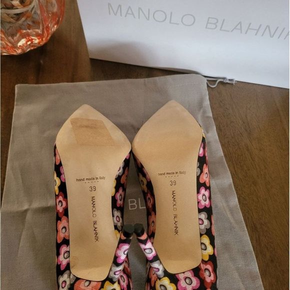 New Manolo Blahnik BB Floral Pumps - Picture 10 of 10